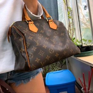 LOUIS VUITTON 25” SPEEDY